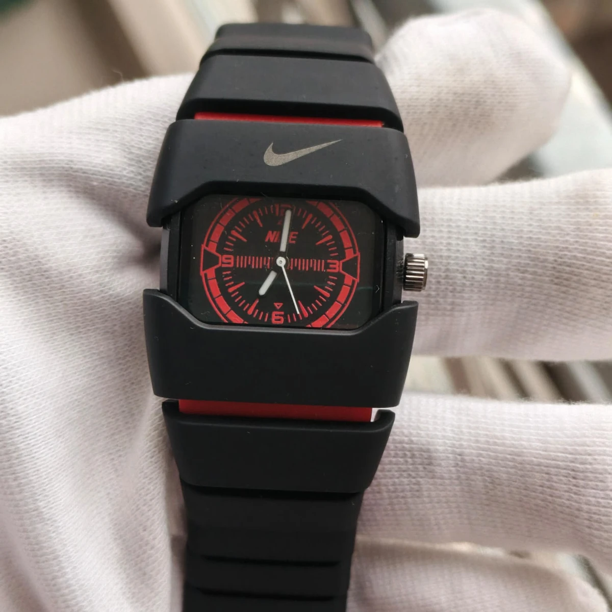 Premium Unisex Stylish Watch – Luxury Design - Nike Watch Model 9090 Full Black Or Red Colour Dial Black Or Red - এক পিস ব্যাটারি ফ্রি - Image 4