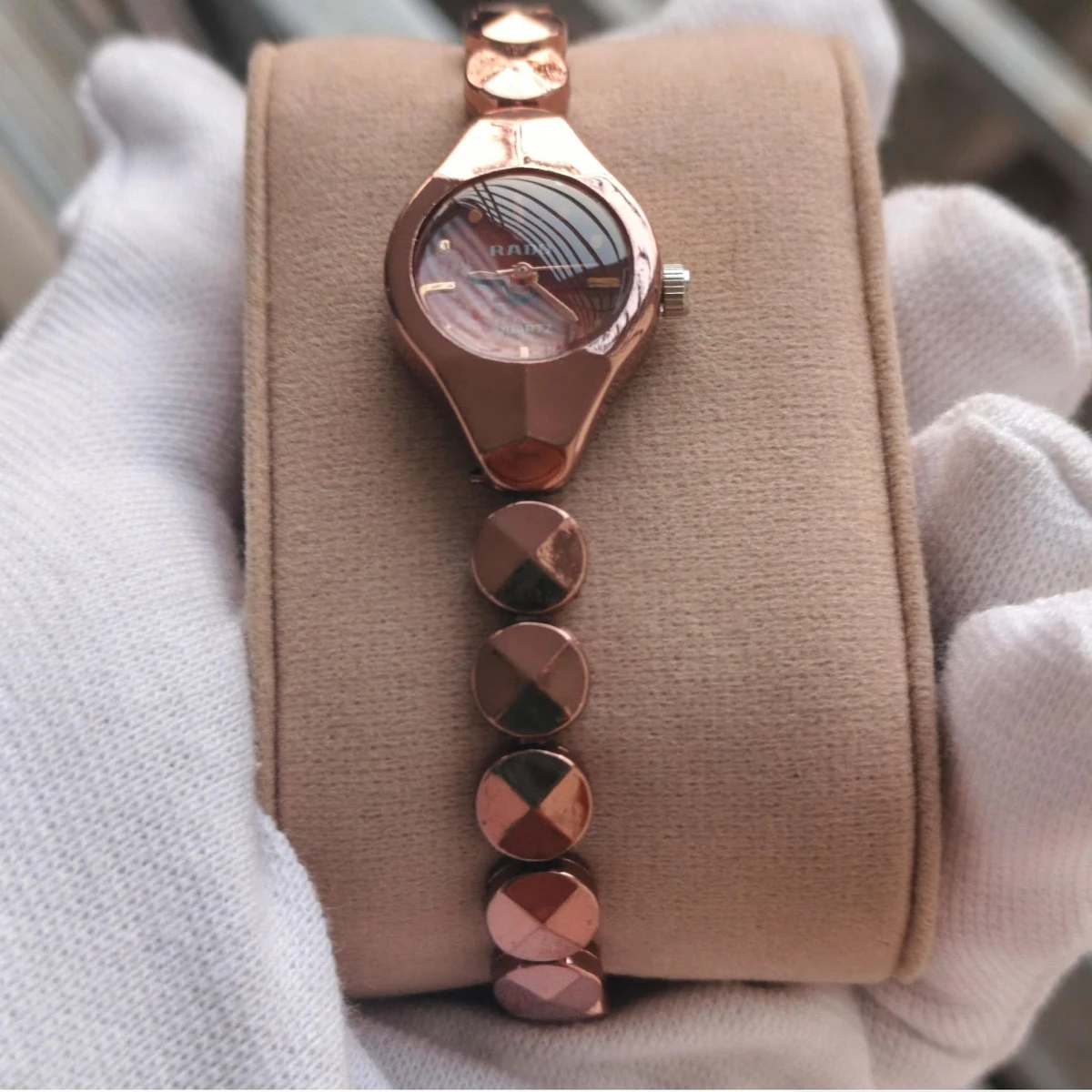 Rado Ladis Watch Model 5590 Rose Golden Colour Watch Women - Image 4