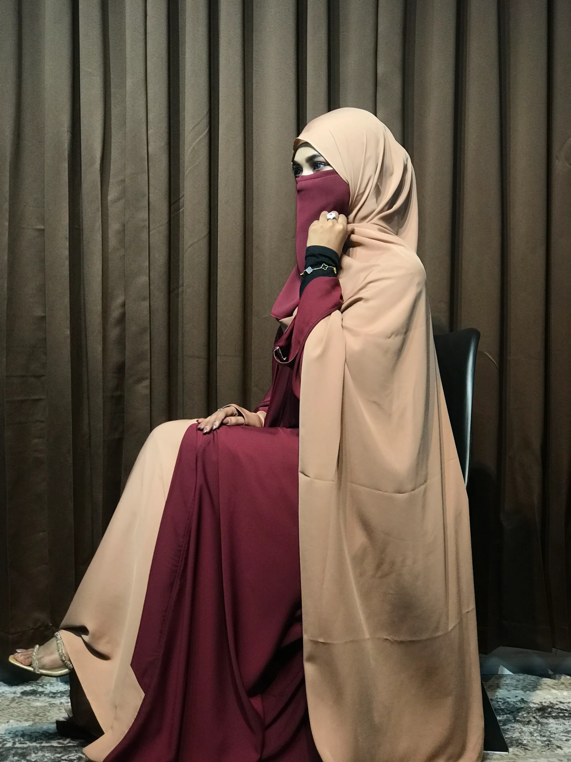 Premium Sabeen Abaya/Koti (Marron) - Image 3
