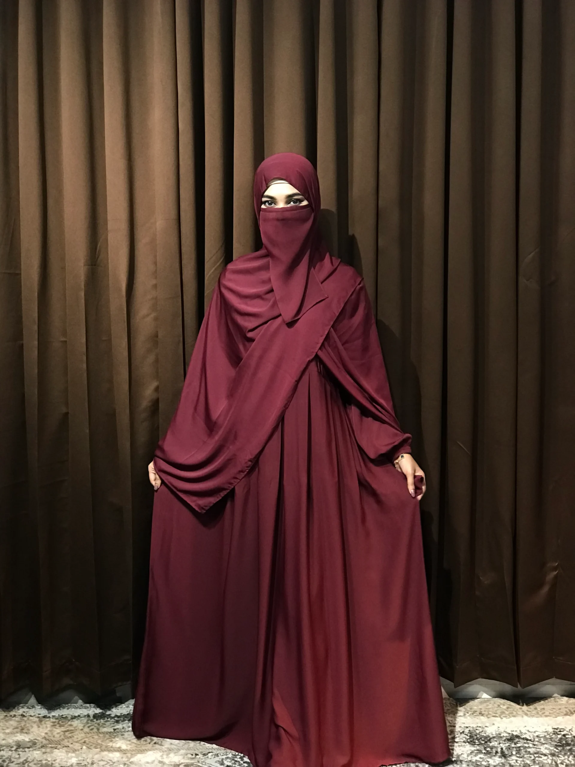 Women’s Regular Borka (Marron)