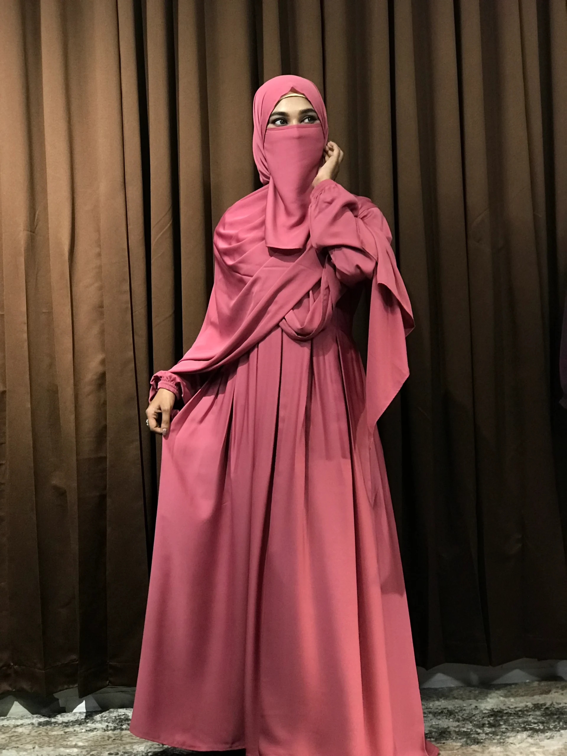 Women’s Regular Borka (Rose)