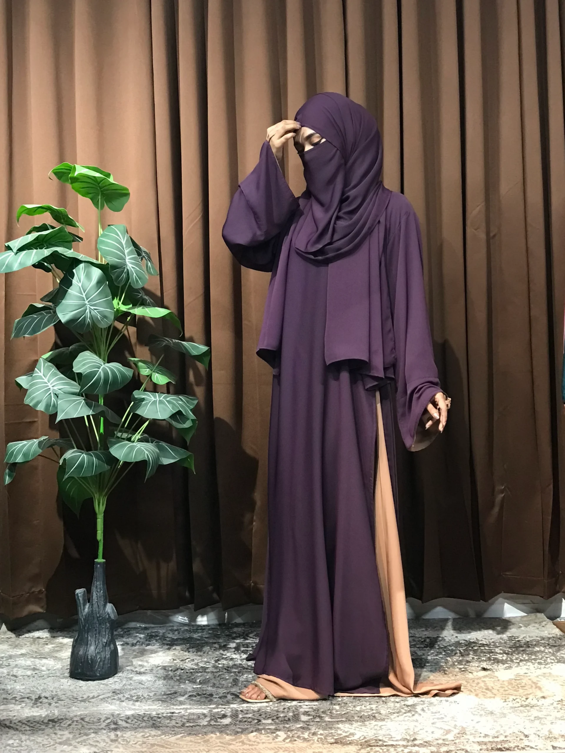 Premium Turkish Aksaa Abaya (Purple) - Image 3