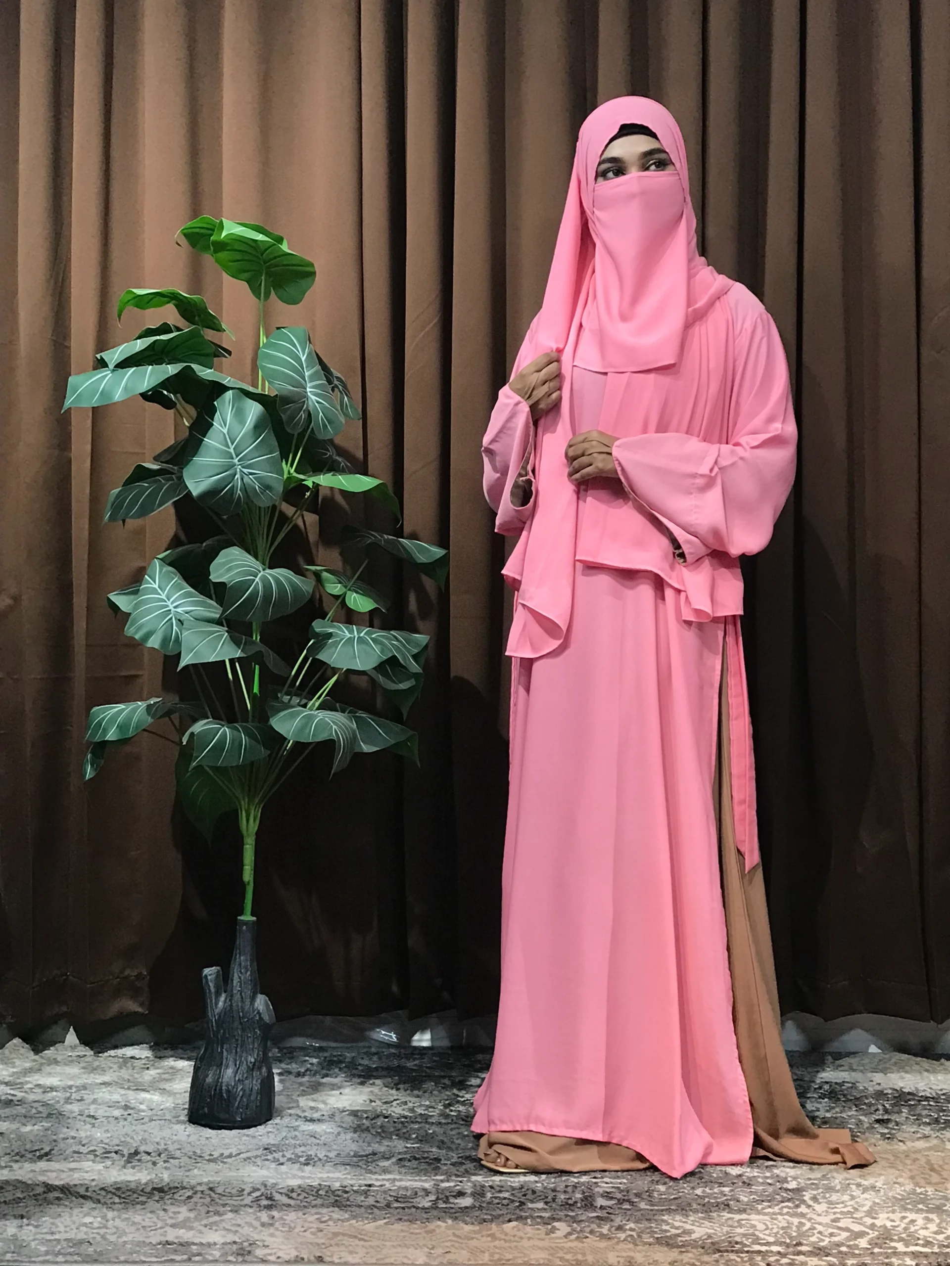 Premium Turkish Aksaa Abaya (Pink) - Image 4