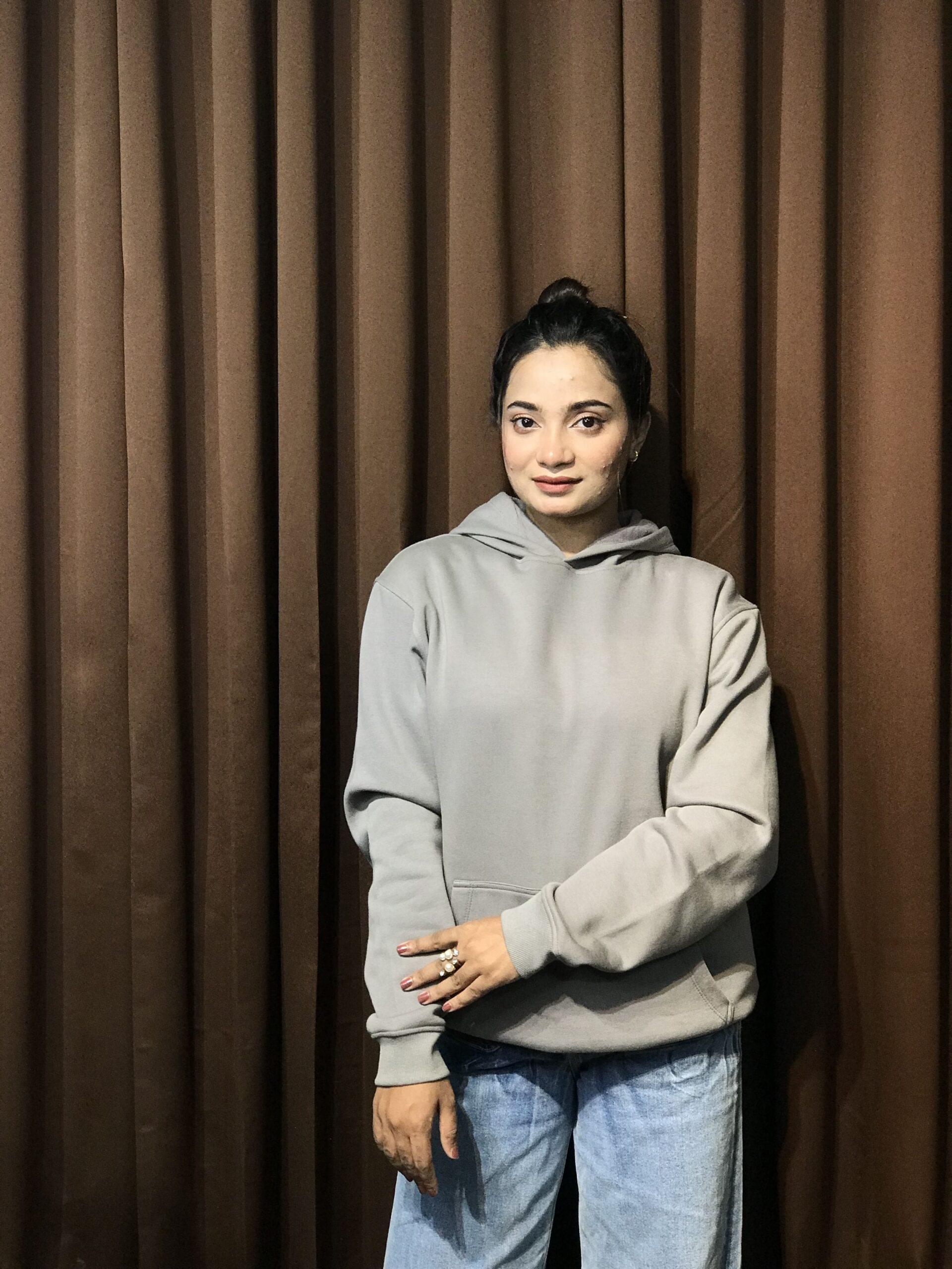 Unisex Solid Hoodie (Ash Gray)